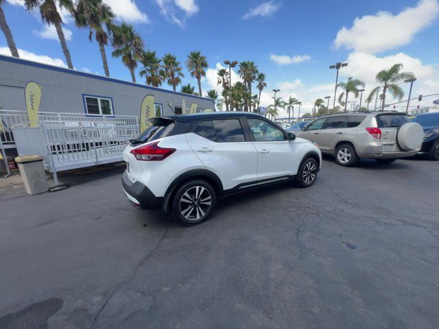 2020 Nissan Kicks SR