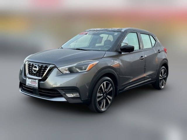 2020 Nissan Kicks SR