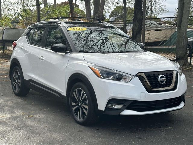 2020 Nissan Kicks SR