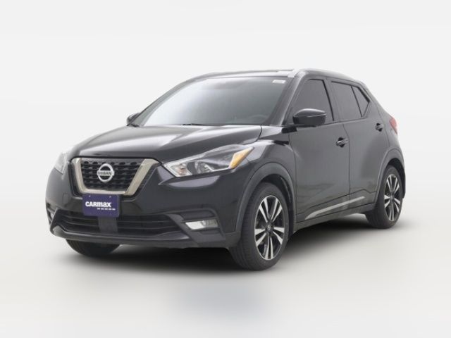 2020 Nissan Kicks SR