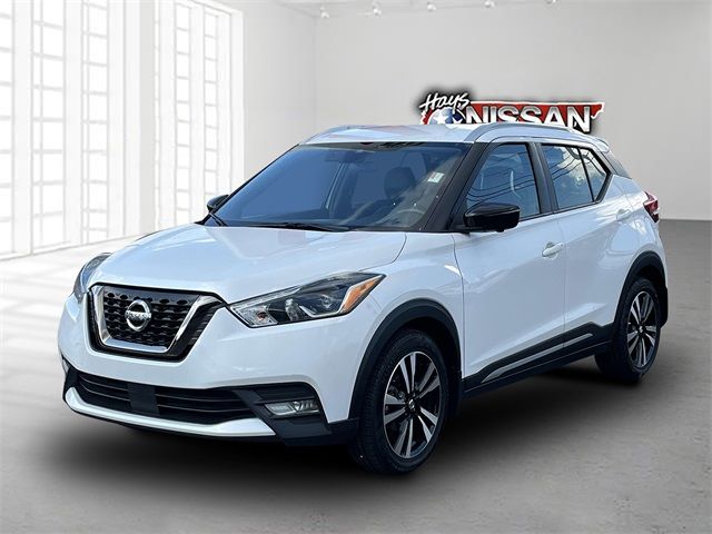 2020 Nissan Kicks SR