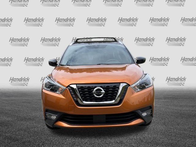 2020 Nissan Kicks SR