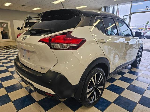 2020 Nissan Kicks SR