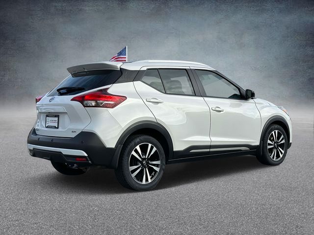 2020 Nissan Kicks SR