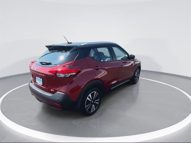 2020 Nissan Kicks SR