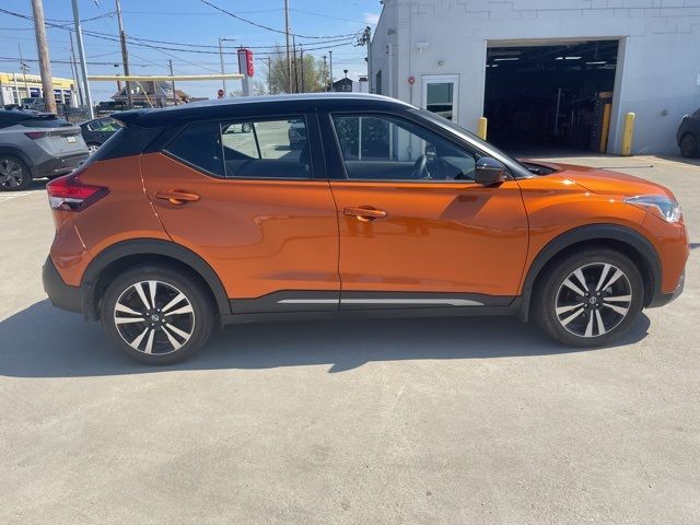 2020 Nissan Kicks SR