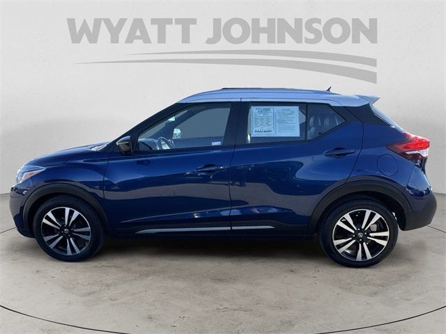 2020 Nissan Kicks SR