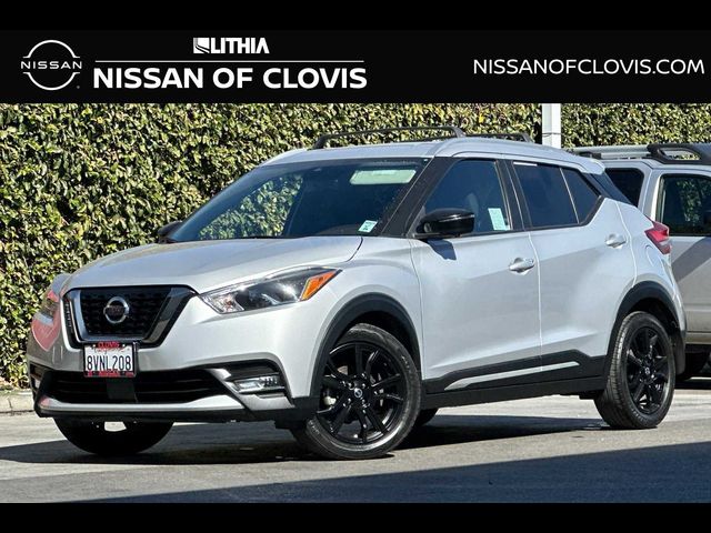 2020 Nissan Kicks SR