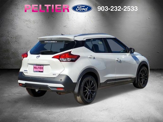 2020 Nissan Kicks SR