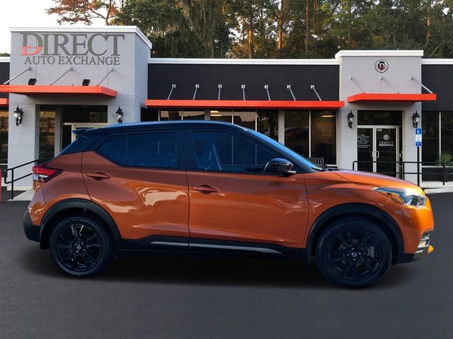 2020 Nissan Kicks SR