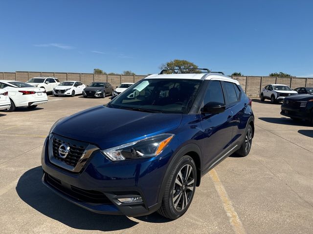 2020 Nissan Kicks SR