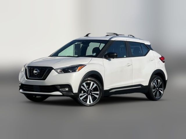 2020 Nissan Kicks SR