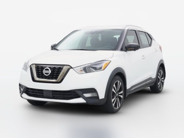 2020 Nissan Kicks SR