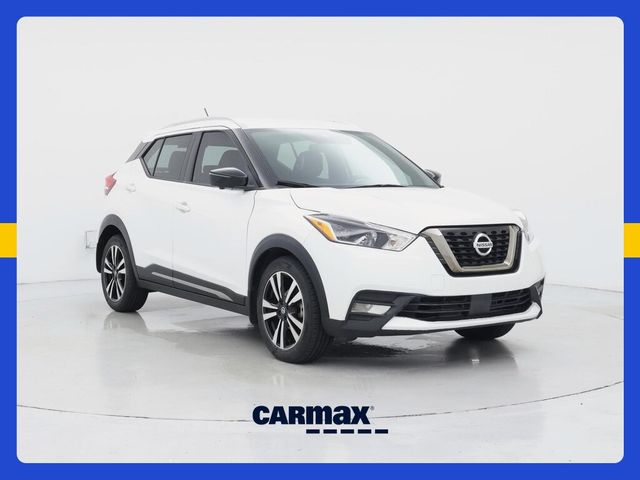 2020 Nissan Kicks SR
