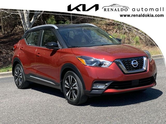 2020 Nissan Kicks SR