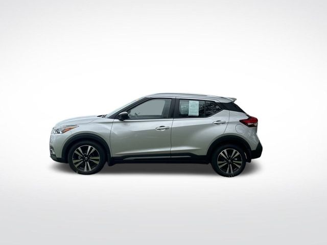 2020 Nissan Kicks SR