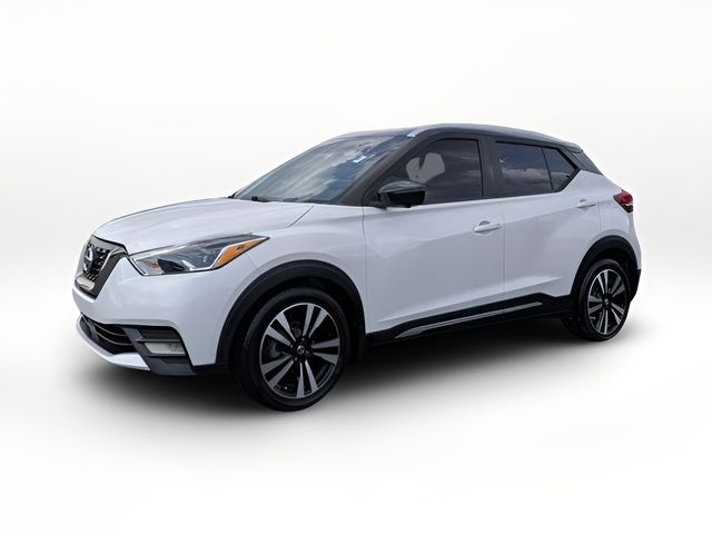 2020 Nissan Kicks SR