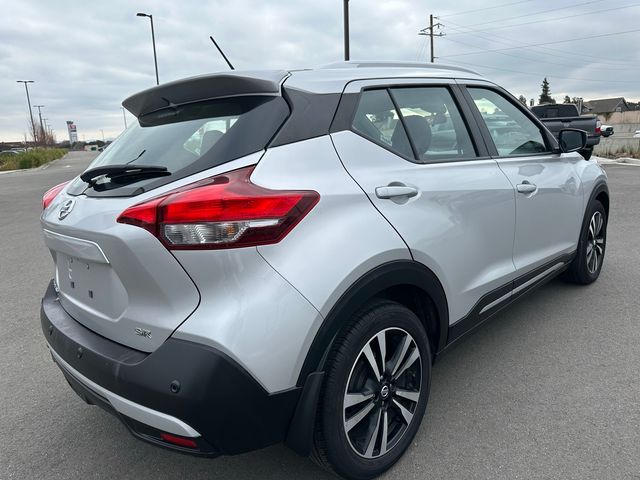 2020 Nissan Kicks SR