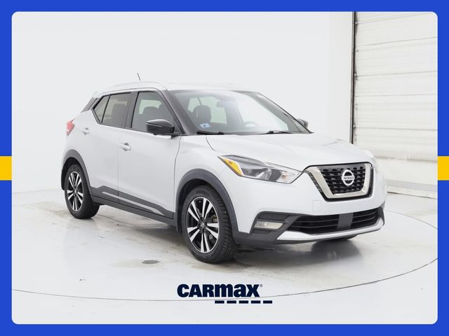 2020 Nissan Kicks SR