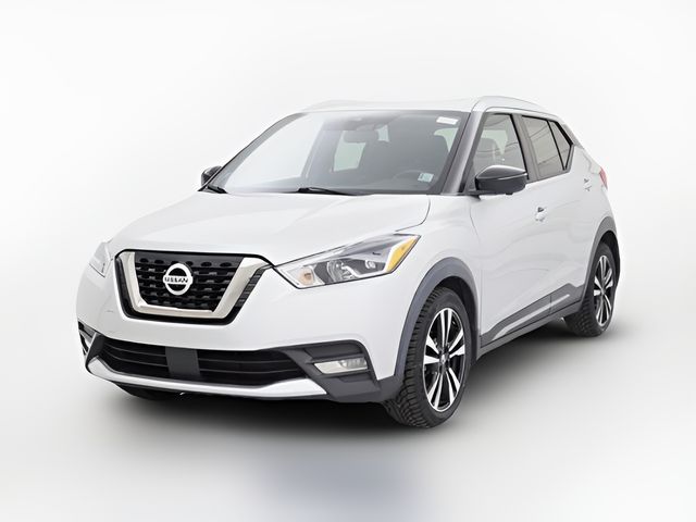 2020 Nissan Kicks SR