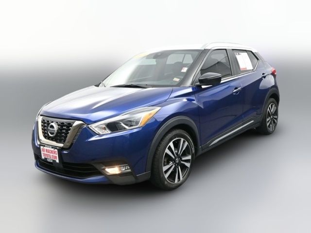 2020 Nissan Kicks SR