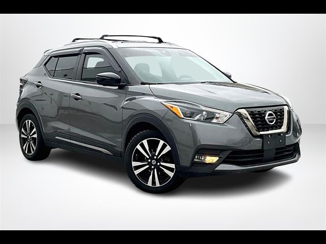 2020 Nissan Kicks SR