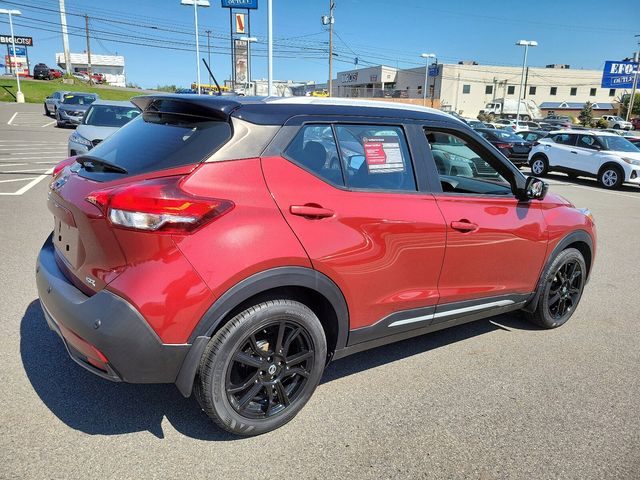 2020 Nissan Kicks SR