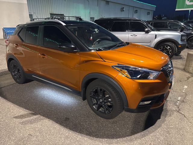 2020 Nissan Kicks SR