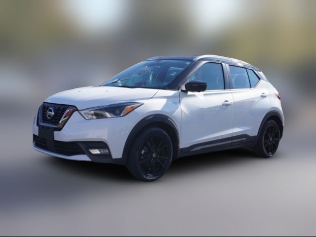 2020 Nissan Kicks SR