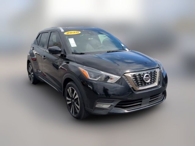 2020 Nissan Kicks SR