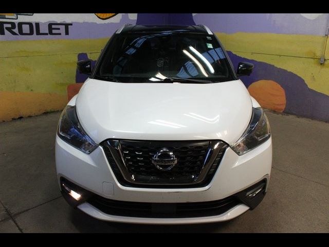 2020 Nissan Kicks SR