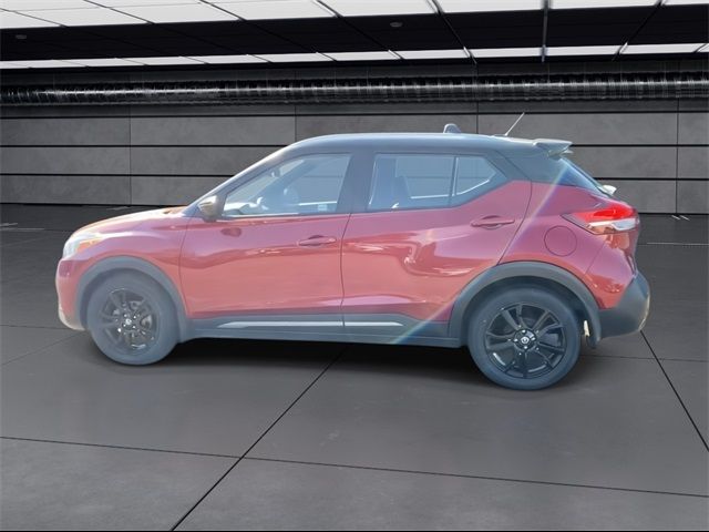 2020 Nissan Kicks SR