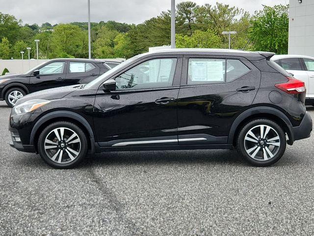 2020 Nissan Kicks SR