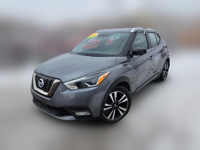 2020 Nissan Kicks SR