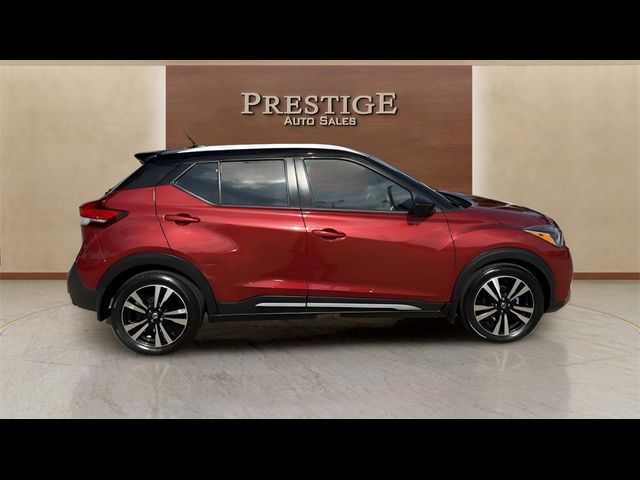 2020 Nissan Kicks SR