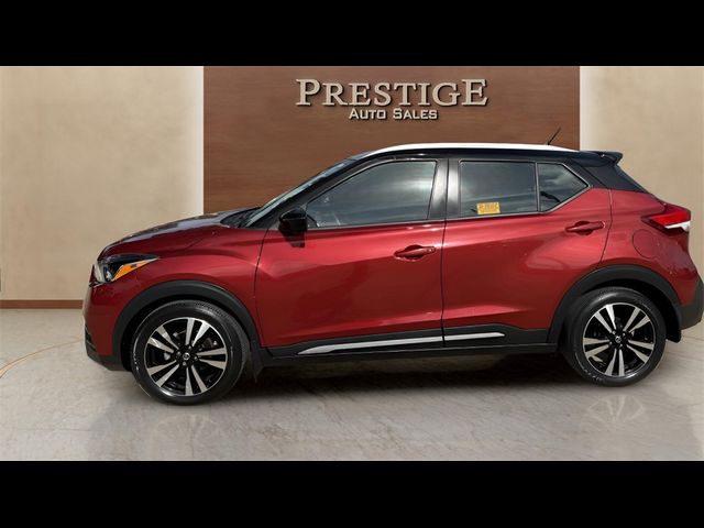 2020 Nissan Kicks SR