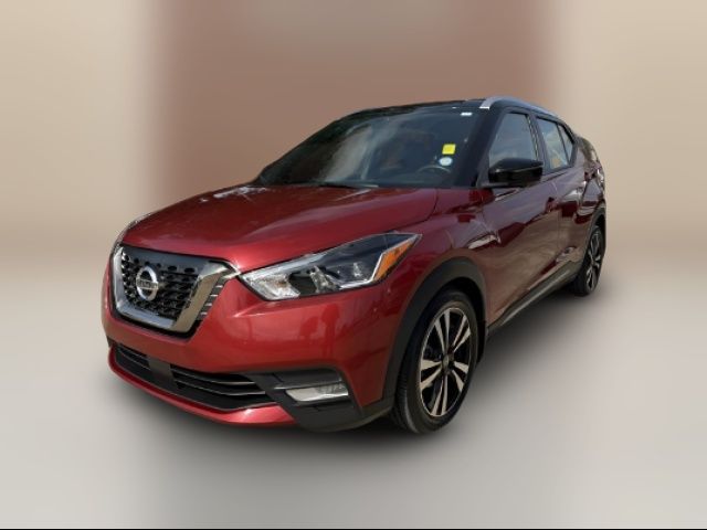 2020 Nissan Kicks SR