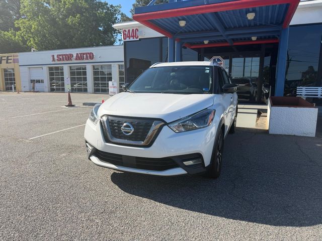 2020 Nissan Kicks SR