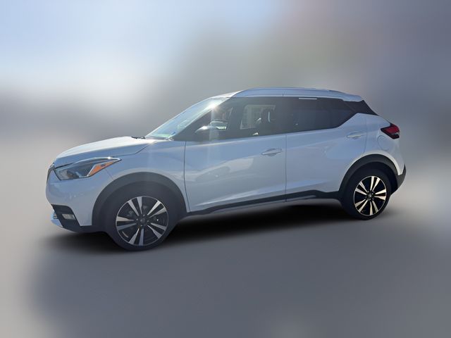 2020 Nissan Kicks SR