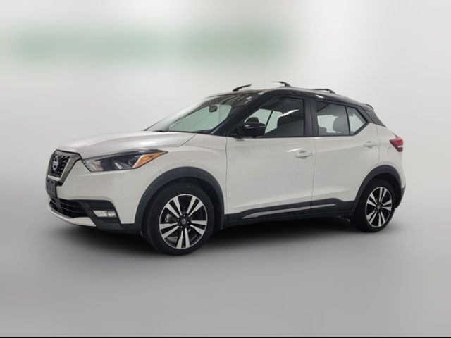 2020 Nissan Kicks SR