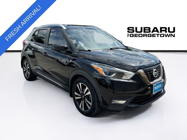 2020 Nissan Kicks SR