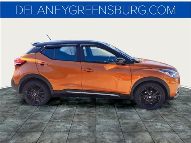 2020 Nissan Kicks SR