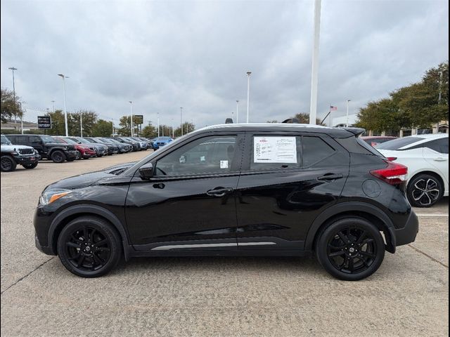 2020 Nissan Kicks SR