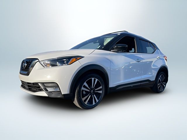 2020 Nissan Kicks SR