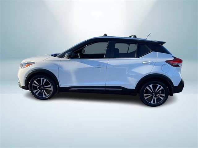 2020 Nissan Kicks SR