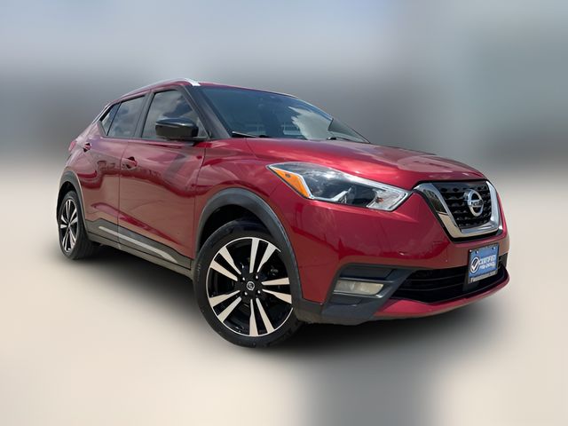 2020 Nissan Kicks SR