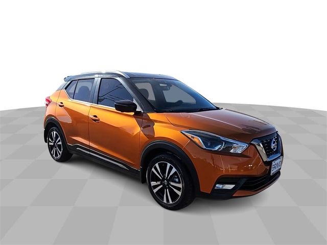 2020 Nissan Kicks SR