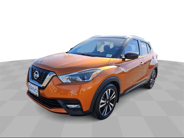 2020 Nissan Kicks SR