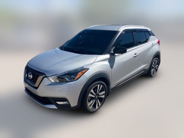 2020 Nissan Kicks SR