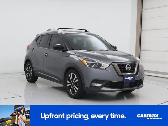 2020 Nissan Kicks SR